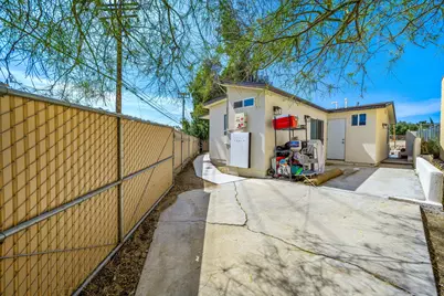 11229 San Jacinto Street, Morongo Valley, CA 92256 - Photo 34