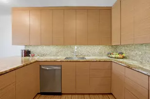 910 Island Dr, Rancho Mirage, CA 92270 - Photo 12