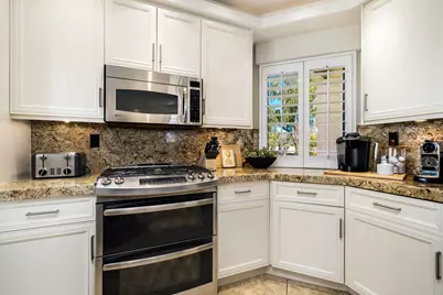38819 Wisteria Drive, Palm Desert, CA 92211 - Photo 16