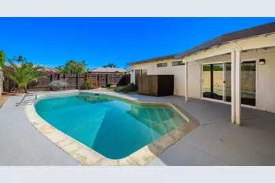 1374 E Madero Circle, Palm Springs, CA 92262 - Photo 26