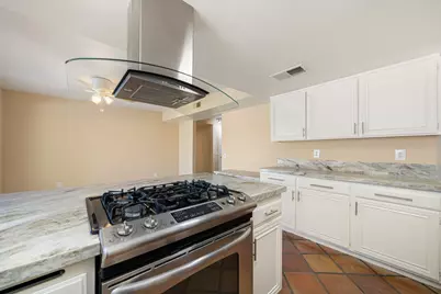 1374 E Madero Circle, Palm Springs, CA 92262 - Photo 16