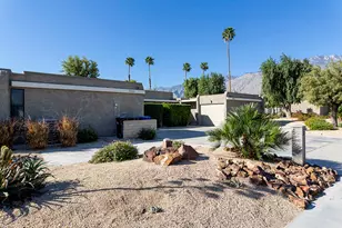 2033 E El Alameda, Palm Springs, CA 92262 - Photo 2