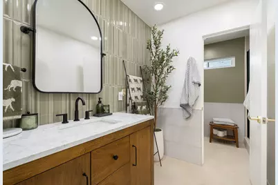 39817 Desert Sun Drive, Rancho Mirage, CA 92270 - Photo 22