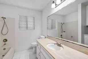 1315 Barbara Dr, Vista, CA 92084 - Photo 20