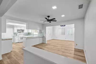 1315 Barbara Drive, Vista, CA 92084 - Photo 8