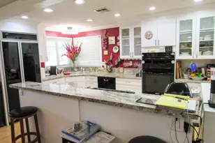 38820 Desert Greens Dr E, Palm Desert, CA 92260 - Photo 10