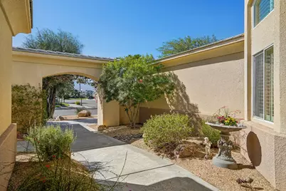 64 Paris Way, Rancho Mirage, CA 92270 - Photo 4