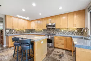 44 San Sebastian Dr, Rancho Mirage, CA 92270 - Photo 16