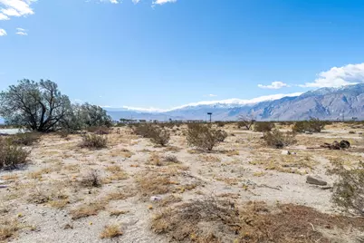 22215 Palm Drive, Desert Hot Springs, CA 92240 - Photo 4