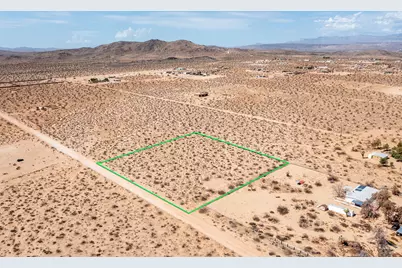 210 Kuna Avenue, Landers, CA 92285 - Photo 4