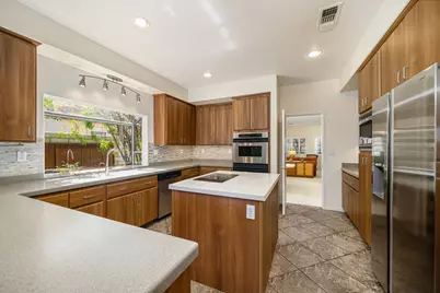 9 White Sun Way, Rancho Mirage, CA 92270 - Photo 18