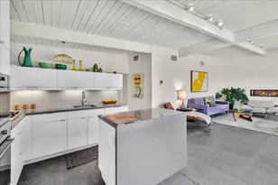 566 E Lindsey Dr, Palm Springs, CA 92262 - Photo 18