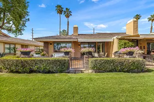 201 Las Lomas, Palm Desert, CA 92260 - Photo 30