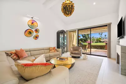 201 Las Lomas, Palm Desert, CA 92260 - Photo 2