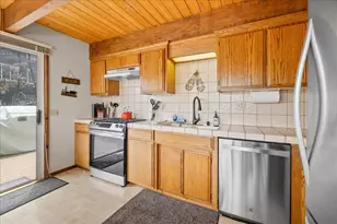 43289 Shasta Rd, Big Bear Lake, CA 92315 - Photo 8