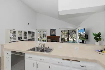 1369 Washington Avenue, Pomona, CA 91767 - Photo 22