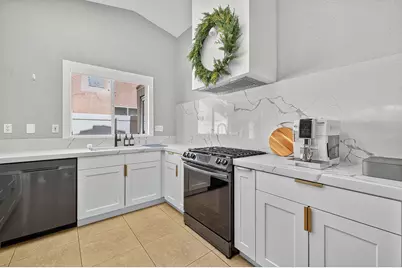 37763 Colebridge Street, Palm Desert, CA 92211 - Photo 8