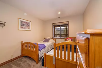 43847 Wolf Road, Big Bear Lake, CA 92315 - Photo 30