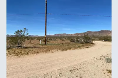17651 Cattleman Road, Lucerne Valley, CA 92356 - Photo 14