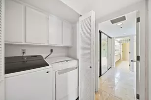 222 Monterey Rd, Glendale, CA 91206 - Photo 12