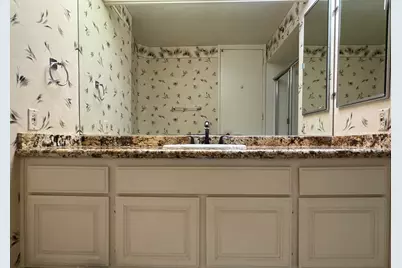 222 Monterey Road #306, Glendale, CA 91206 - Photo 14