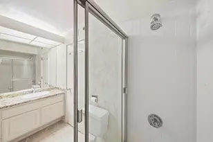 222 Monterey Rd, Glendale, CA 91206 - Photo 22