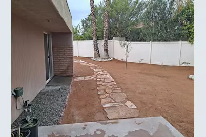 1640 Sunflower Court S, Palm Springs, CA 92262 - Photo 12