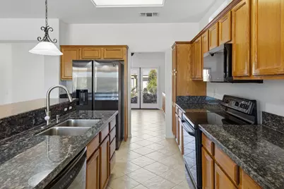 78275 Estancia Drive, Palm Desert, CA 92211 - Photo 14