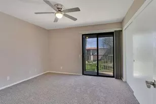 34 Lakeview Cir, Cathedral City, CA 92234 - Photo 8