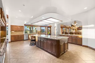 345 Crest Lake Dr, Palm Desert, CA 92211 - Photo 14