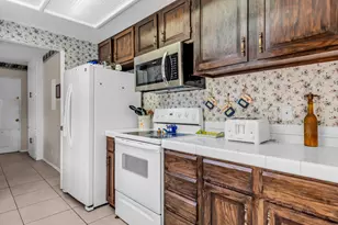 46555 Cameo Palms Dr, La Quinta, CA 92253 - Photo 12