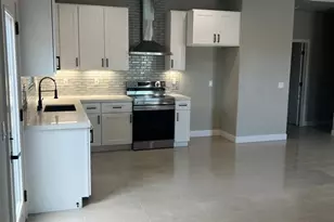 13785 Caliente Dr, Desert Hot Springs, CA 92240 - Photo 6