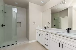 13785 Caliente Dr, Desert Hot Springs, CA 92240 - Photo 12