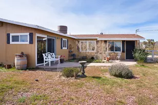 1588 Old Woman Springs Rd, Yucca Valley, CA 92284 - Photo 8