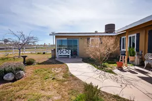 1588 Old Woman Springs Rd, Yucca Valley, CA 92284 - Photo 22