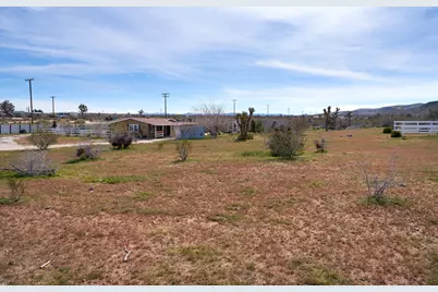 1588 Old Woman Springs Road, Yucca Valley, CA 92284 - Photo 34
