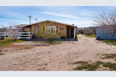 1588 Old Woman Springs Road, Yucca Valley, CA 92284 - Photo 4