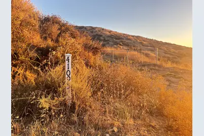 41095 Voyager Road, Hemet, CA 92544 - Photo 2