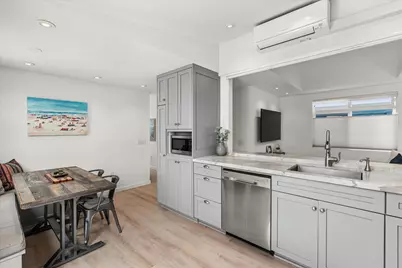 20 El Paseo Street, Newport Beach, CA 92663 - Photo 1