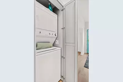 20 El Paseo Street, Newport Beach, CA 92663 - Photo 16