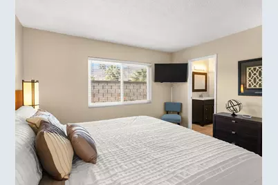 821 S Avenida Evelita, Palm Springs, CA 92264 - Photo 56