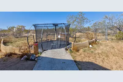 330 Delgada Avenue, Yucca Valley, CA 92284 - Photo 28