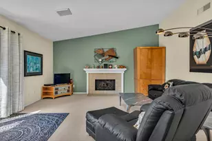 3175 E Loma Vista Cir, Palm Springs, CA 92264 - Photo 2