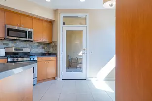 870 E Palm Canyon Dr, Palm Springs, CA 92264 - Photo 20