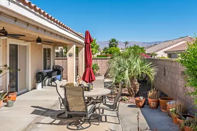 37318 Pineknoll Avenue, Palm Desert, CA 92211 - Photo 4