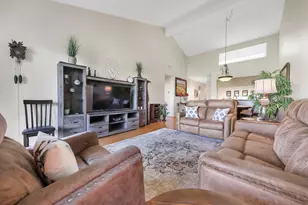 38863 Lobelia Cir, Palm Desert, CA 92211 - Photo 10