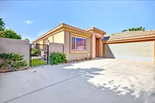 41 Vista Mirage Way, Rancho Mirage, CA 92270 - Photo 24