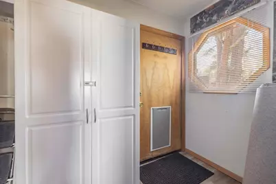 1040 Sierra Avenue, Big Bear City, CA 92314 - Photo 12