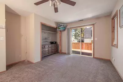 1040 Sierra Avenue, Big Bear City, CA 92314 - Photo 18