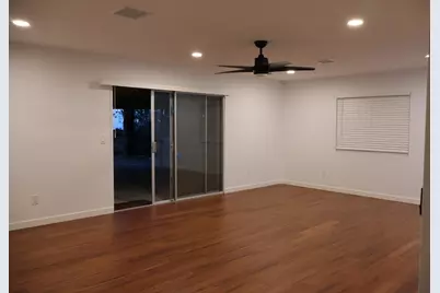 12700 Avenida Alta Loma, Desert Hot Springs, CA 92240 - Photo 10